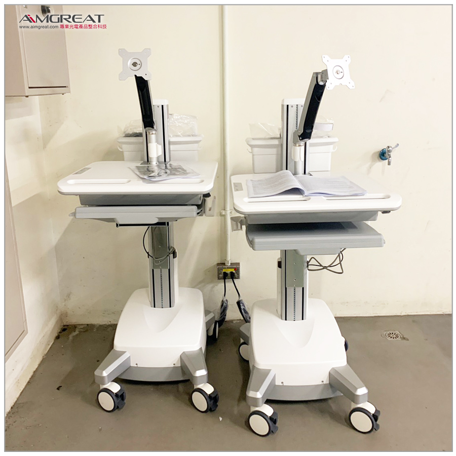 臺大癌醫中心-醫療推車