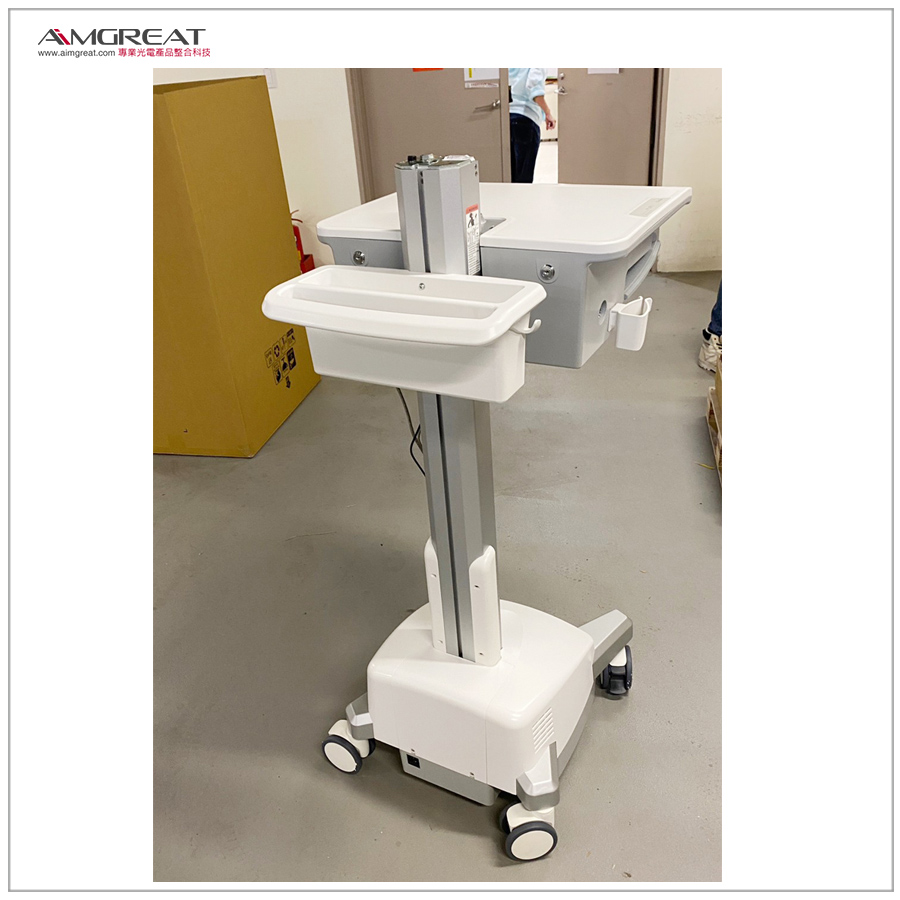 臺大癌醫中心-醫療推車